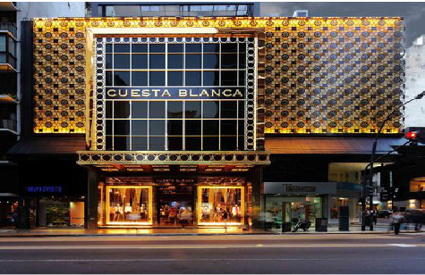 江陵门头设计与商业空间的纽带。