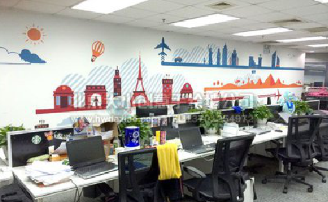 江陵教你设计办公室墙绘的方法。