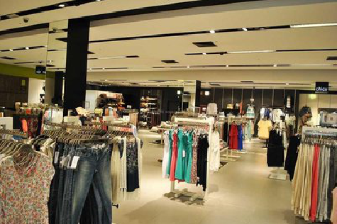 江陵商场里的店面怎么装修？